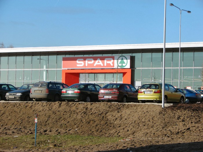 Prodejna potravin SPAR